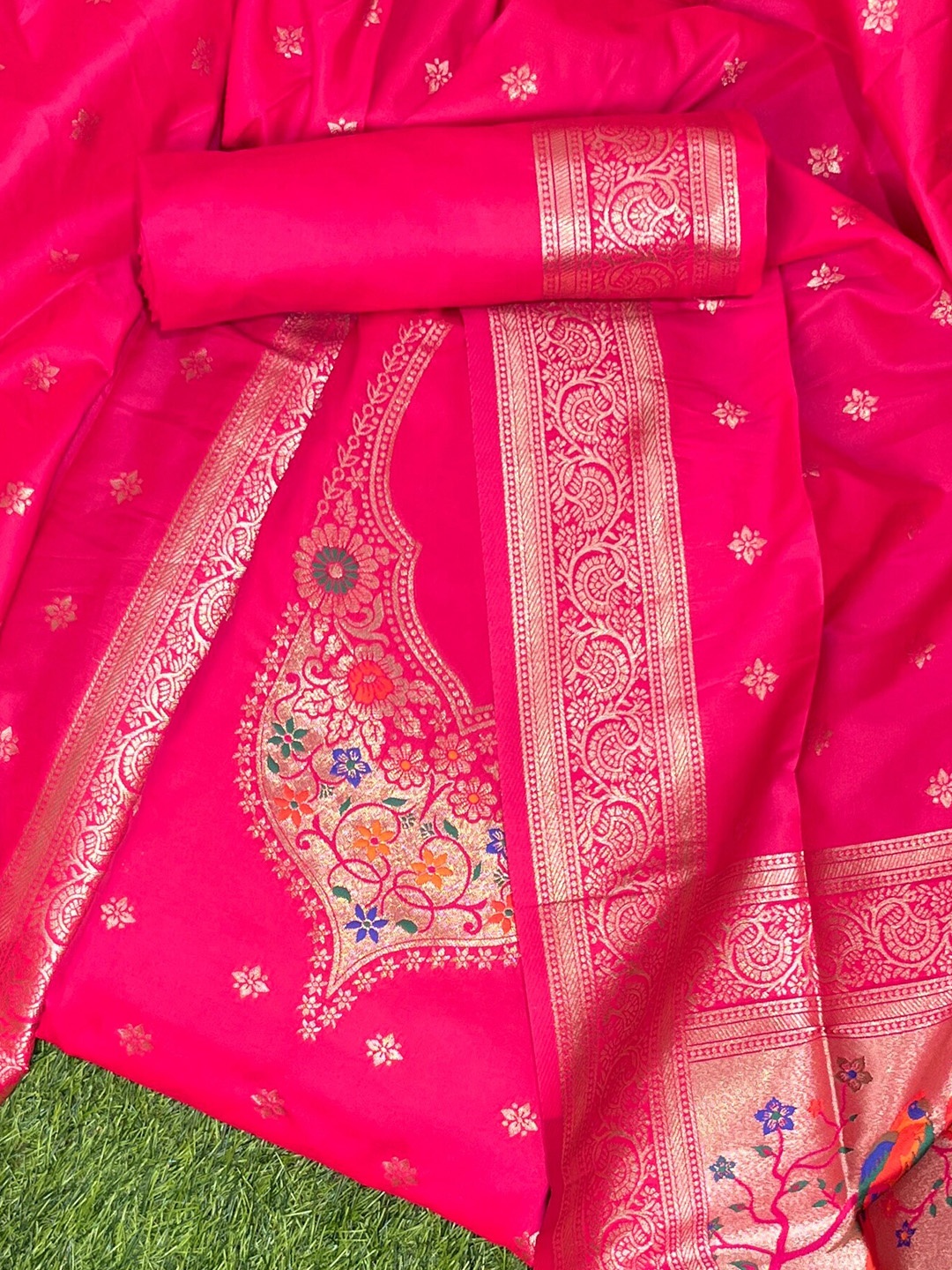 

ZARIMO Pure Silk Unstitched Dress Material, Coral