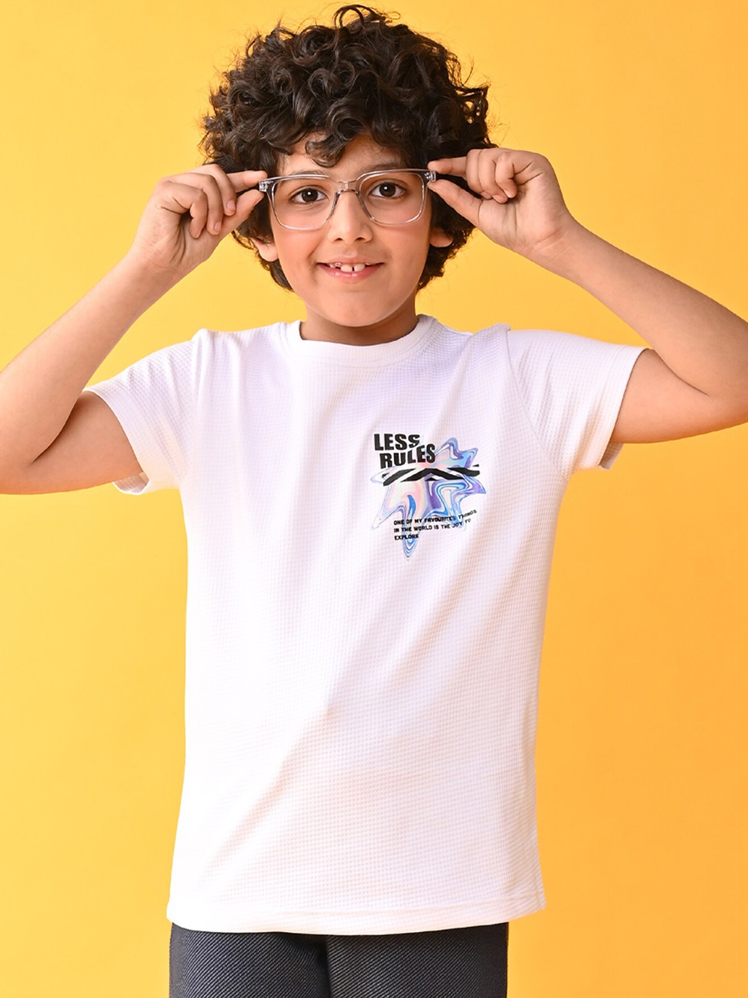 

Anthrilo Boys Typography Printed T-shirt, White