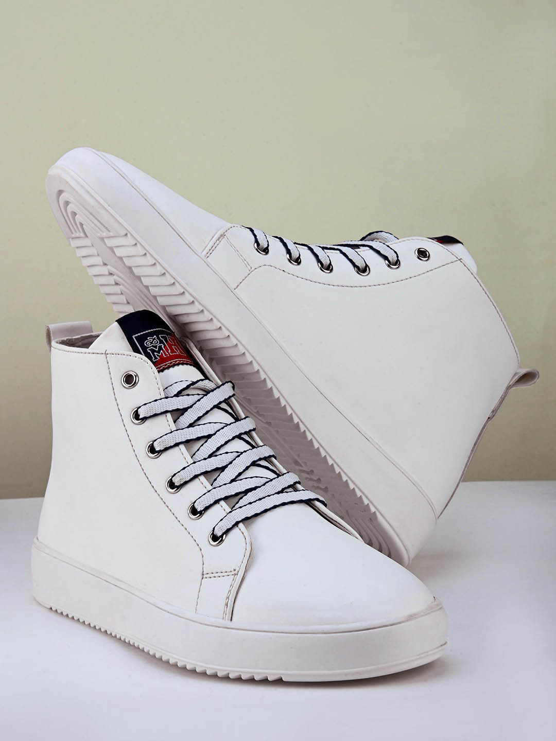 

Mast & Harbour Men Round Toe High-Top Memory Foam Sneakers, White