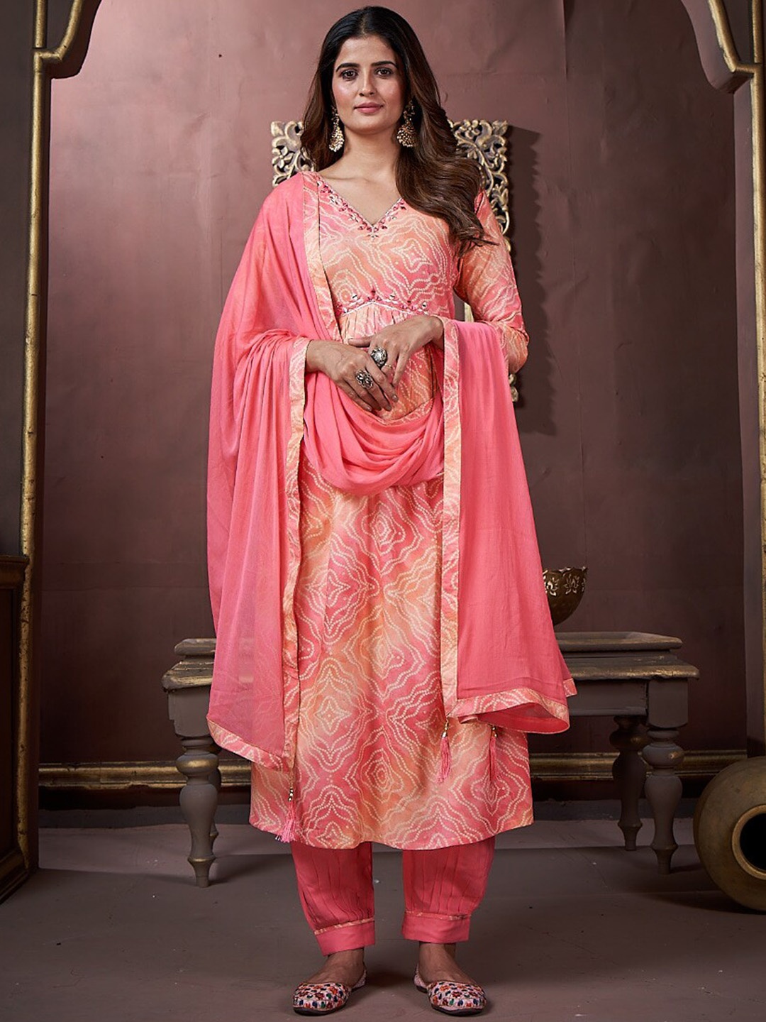 

Ekasya Bandhani Printed Empire A-Line Kurta with Trousers & With Dupatta, Pink