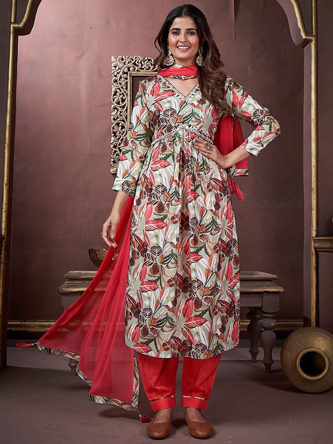 

Ekasya Floral Printed V-Neck Empire Kurta with Trousers & Dupatta, Red