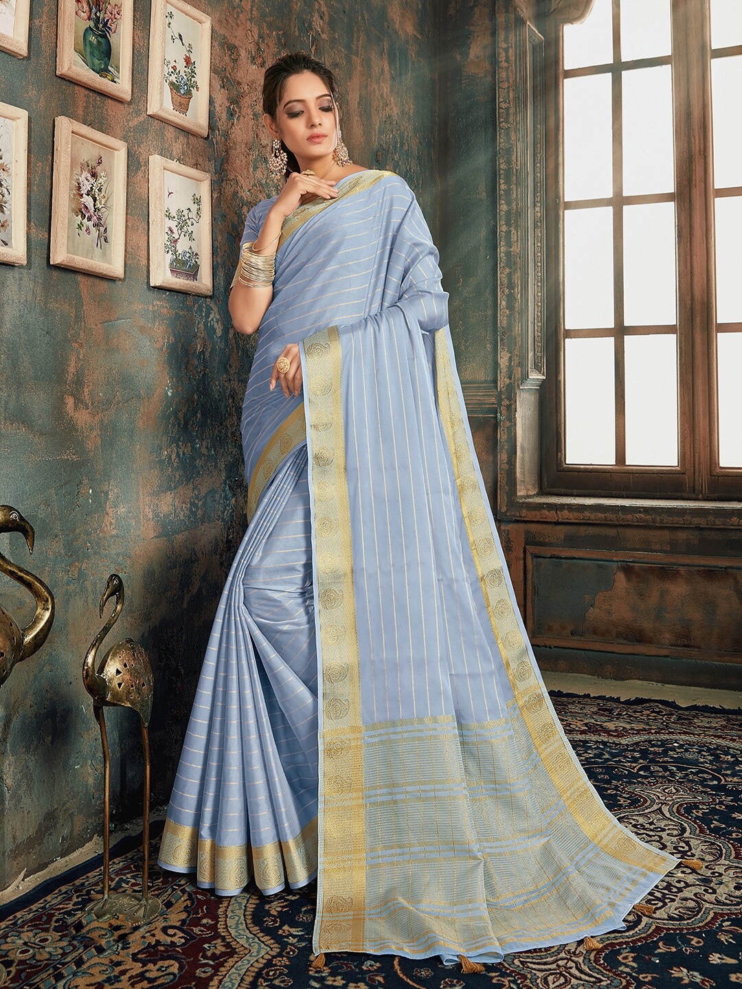 

Mitera Woven Design Zari Saree, Lavender
