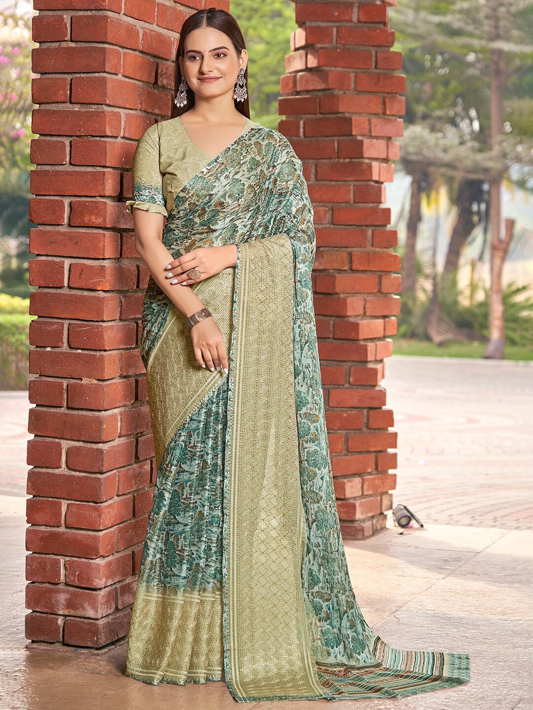 

Vishudh Prints Digital Prints Zari Thread Embroidery Chinon Saree, Green