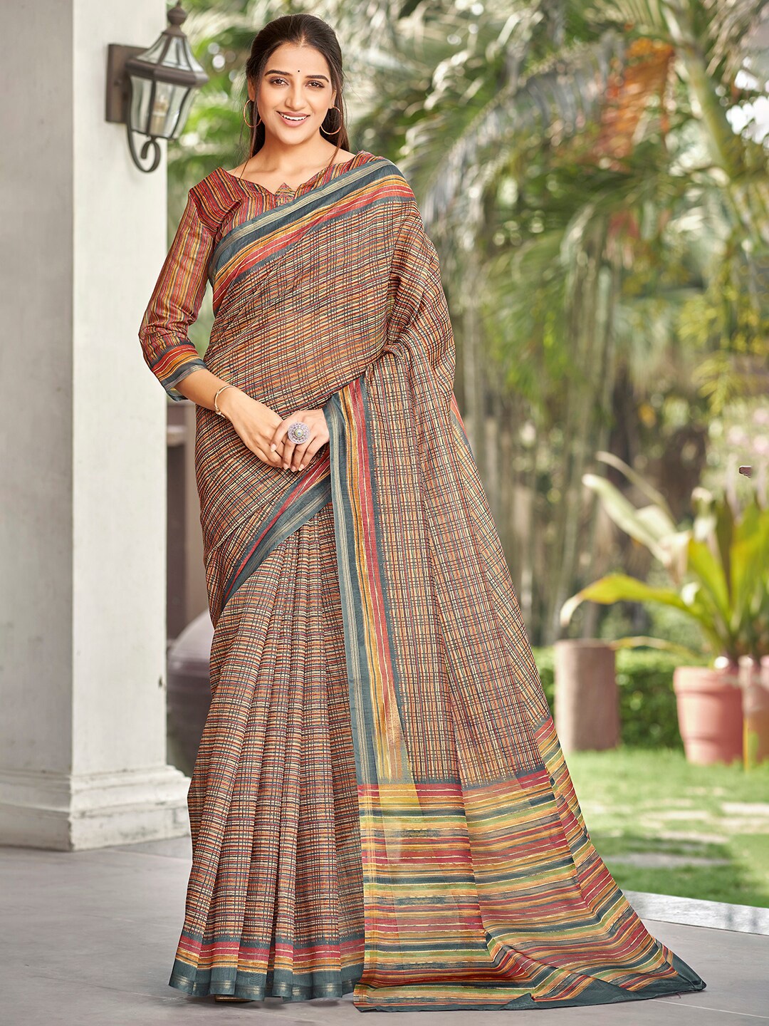 

Vishudh Striped Printed Zari Chanderi Saree, Brown