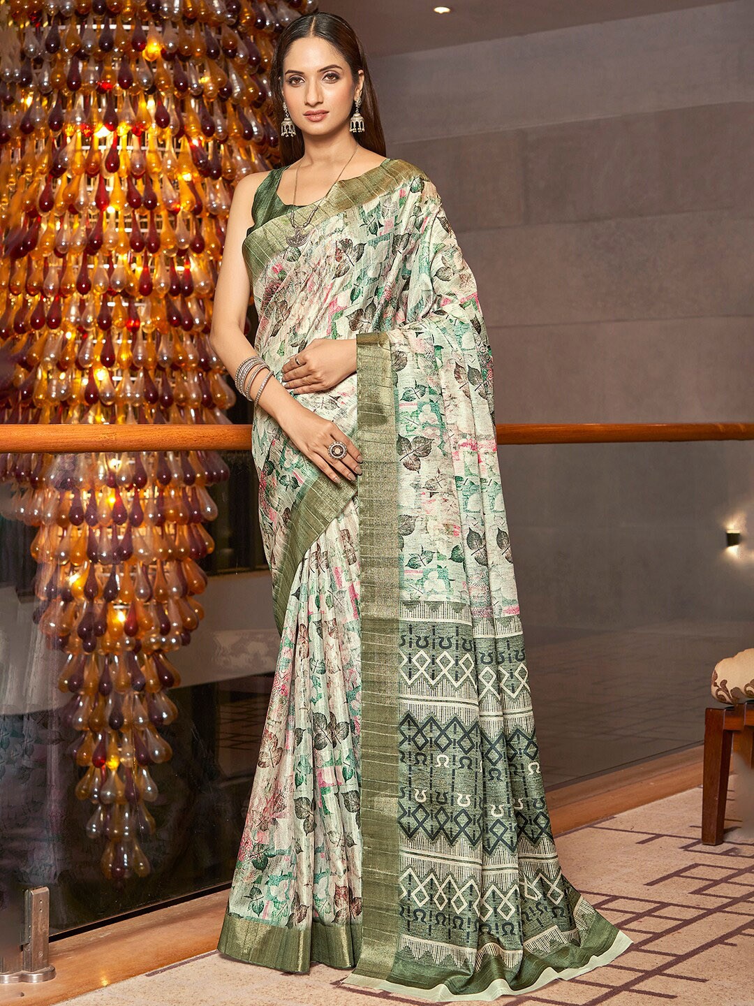 

Vishudh Floral Zari Art Silk Saree, Grey