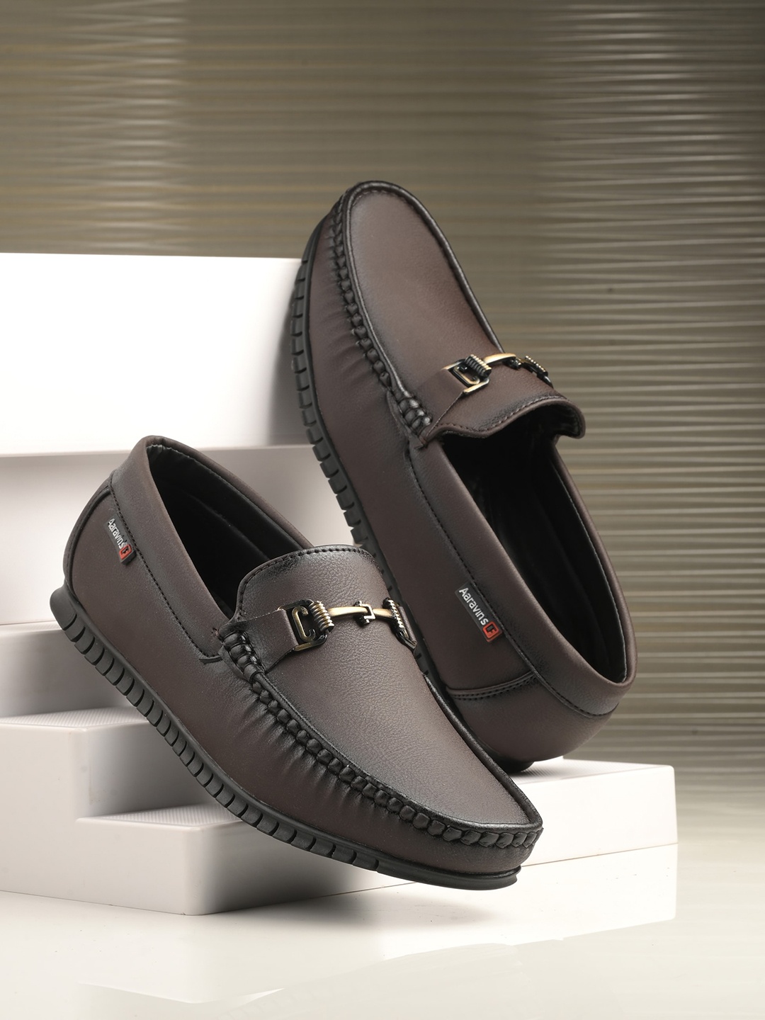 

AARAVIN'S Men Lightweight Horsebit Loafers, Brown