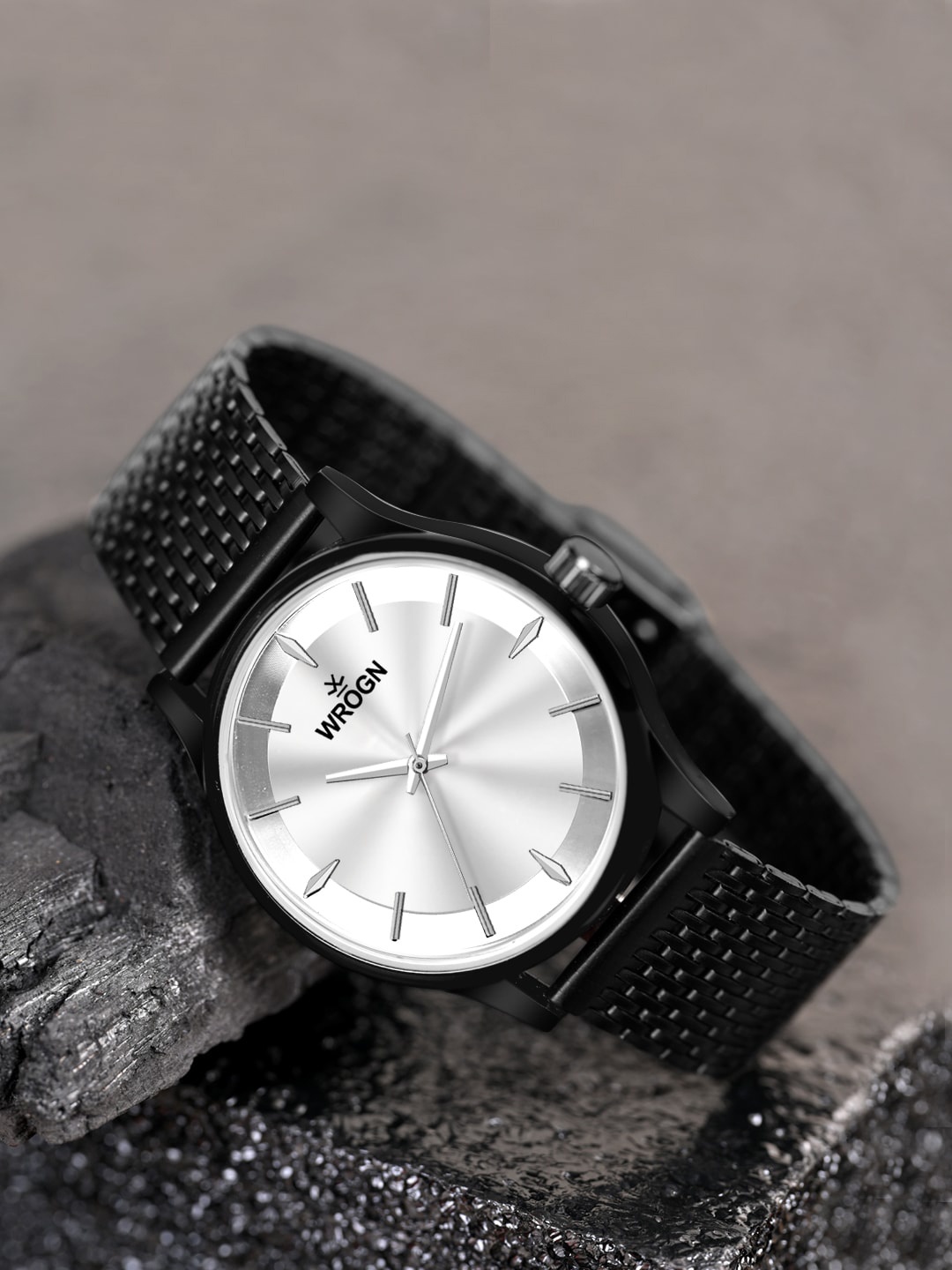 

WROGN Men Embellished Dial & Bracelet Style Straps Analogue Watch HOBWRG-24-0430, White