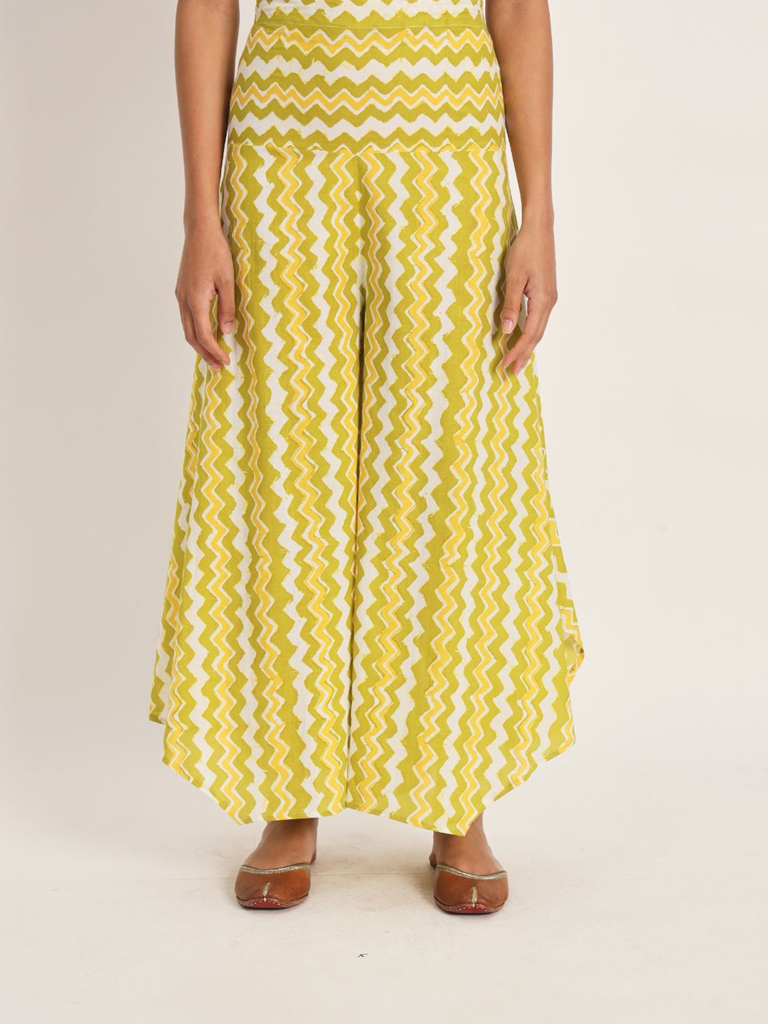 

FABNEST Geometric Printed Cotton Flared Palazzos, Green