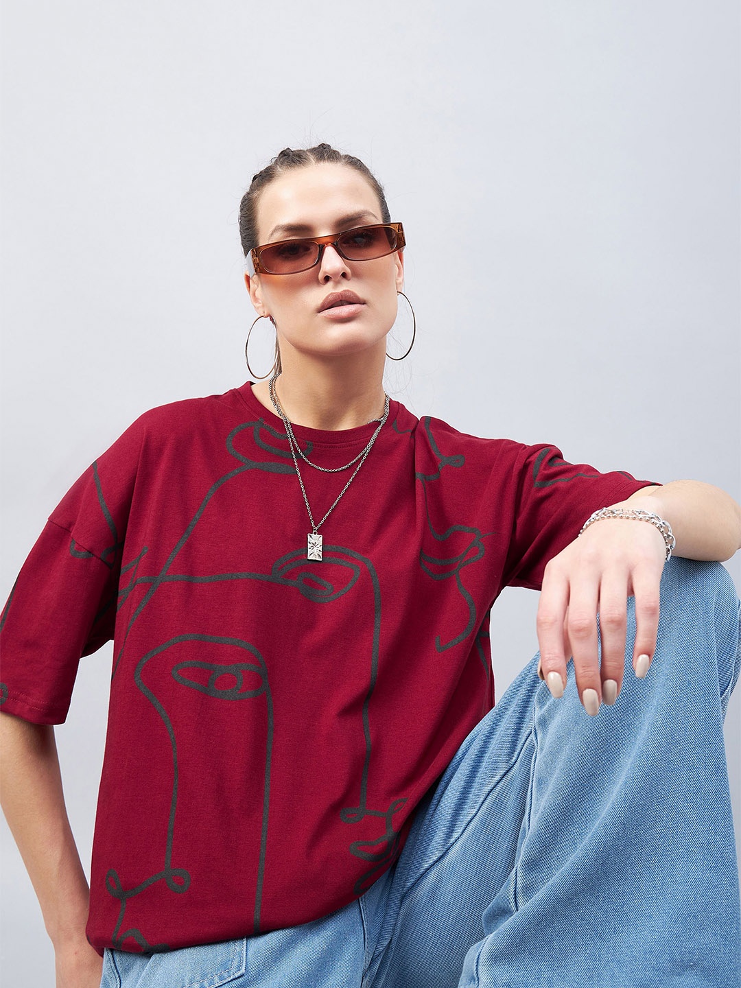 

GESPO Abstract Printed Drop Shoulder Sleeves Oversized Cotton T-shirt, Maroon