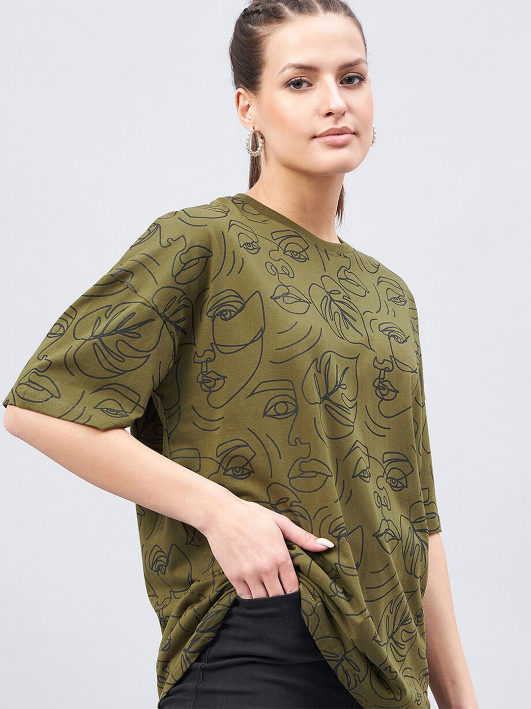 

GESPO Graphic Printed Drop-Shoulder Sleeves Pure Cotton Casual Oversized T-shirt, Green