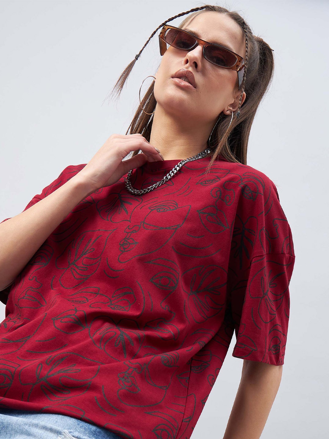 

GESPO Graphic Printed Drop-Shoulder Sleeves Pure Cotton Casual Oversized T-shirt, Maroon