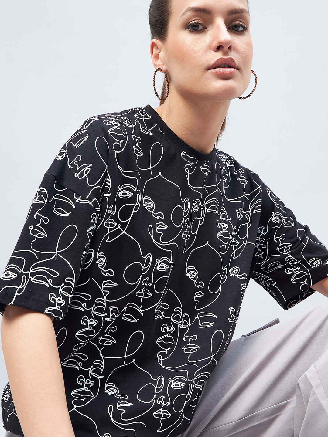 

GESPO Graphic Printed Drop Shoulder Sleeves Oversized Cotton T-shirt, Black