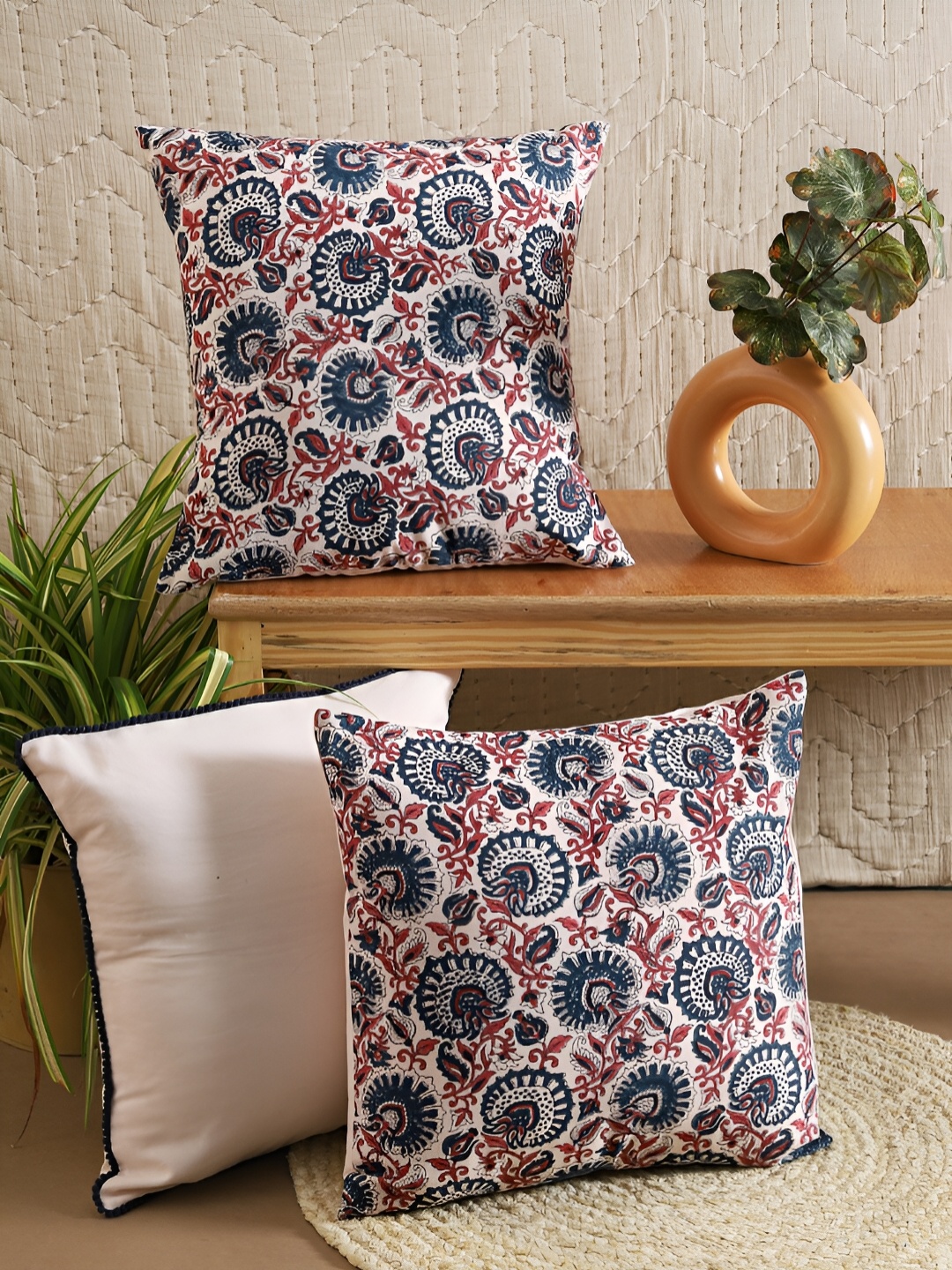 

TARAN LIVING Beige & Blue 3 Pcs Floral Square Cushion Covers
