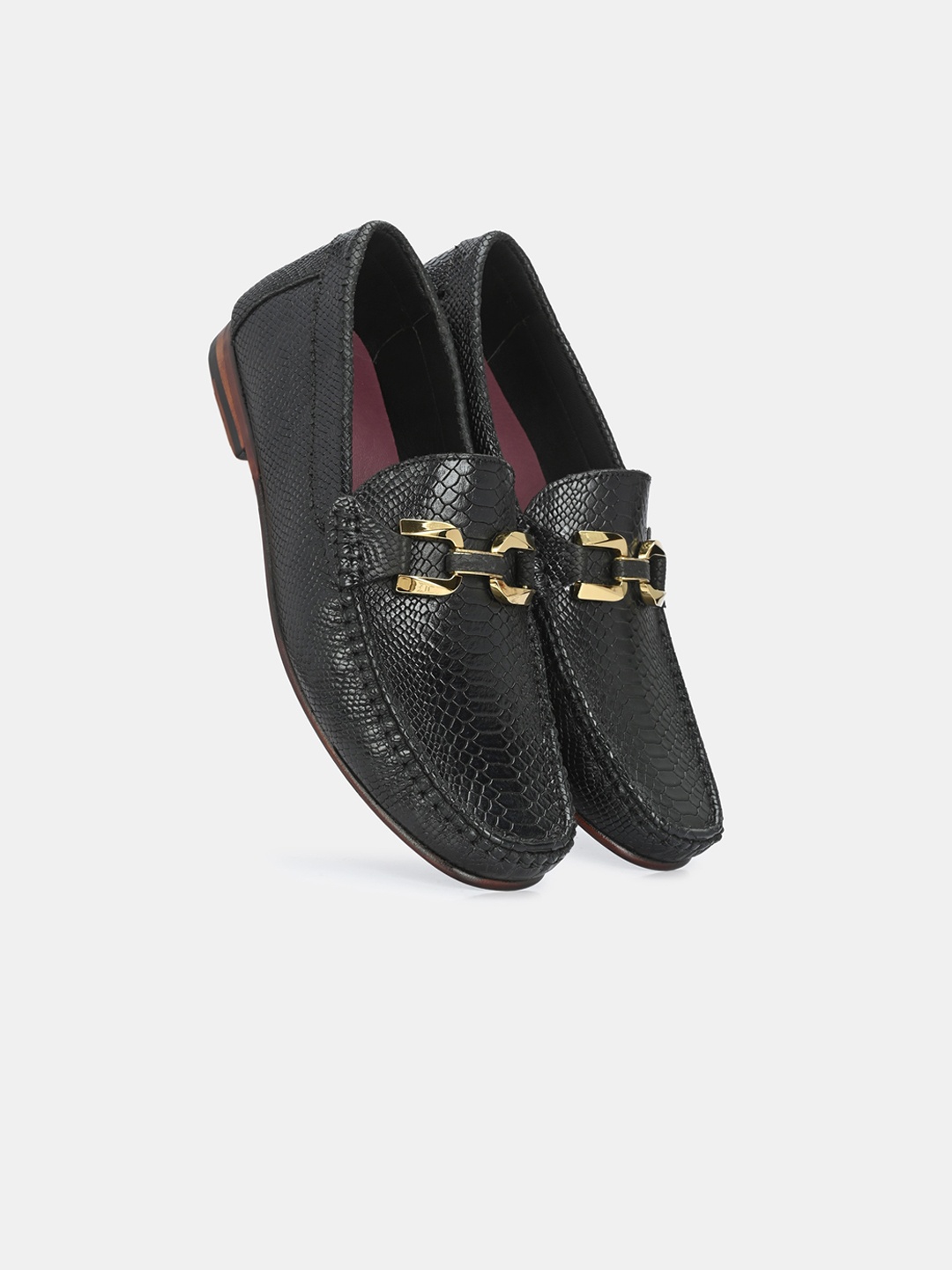 

Lafattio Men Textured Buckle Detailed Leather Loafers, Black