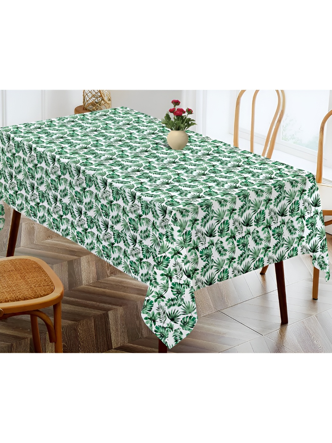 

OASIS Green Printed Cotton 4-Seater Table Cover