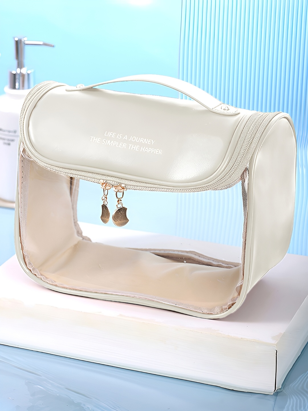 

Aura Off White Water Resistant Travel Makeup Accessory