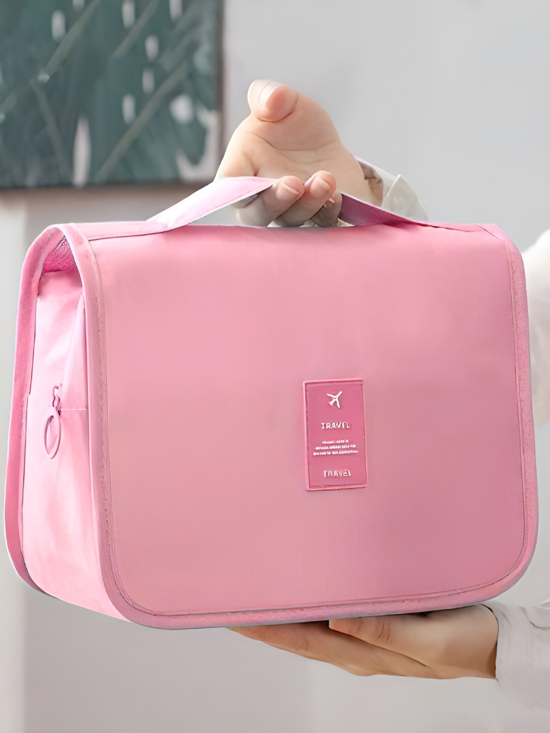 

Aura Pink Water Resistant Makeup Organiser