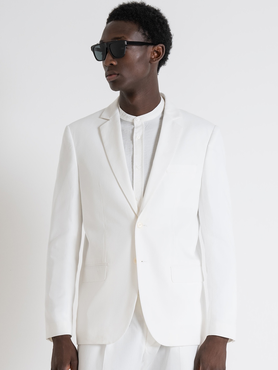 

Antony Morato Notched Lapel Single-Breasted Blazer, Off white