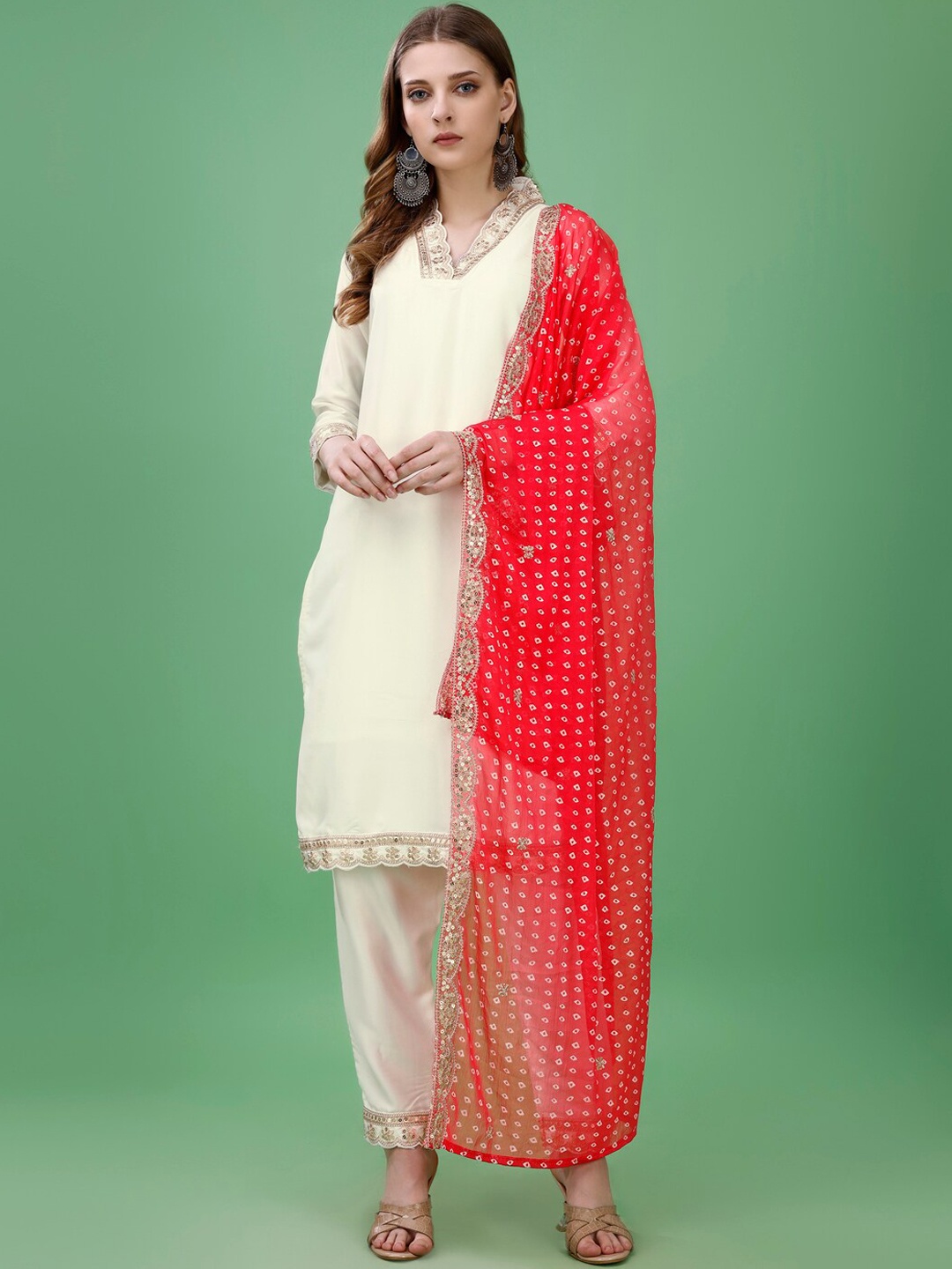 

STH Ethnic Motifs Embroidered Regular Kurta with Trouser & Dupatta, Red