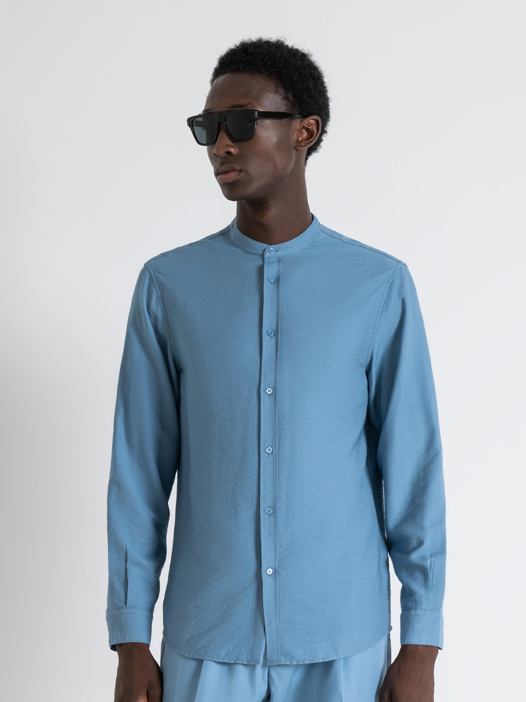 

Antony Morato Band Collar Long Sleeves Long Sleeves Cotton Casual Shirt, Blue