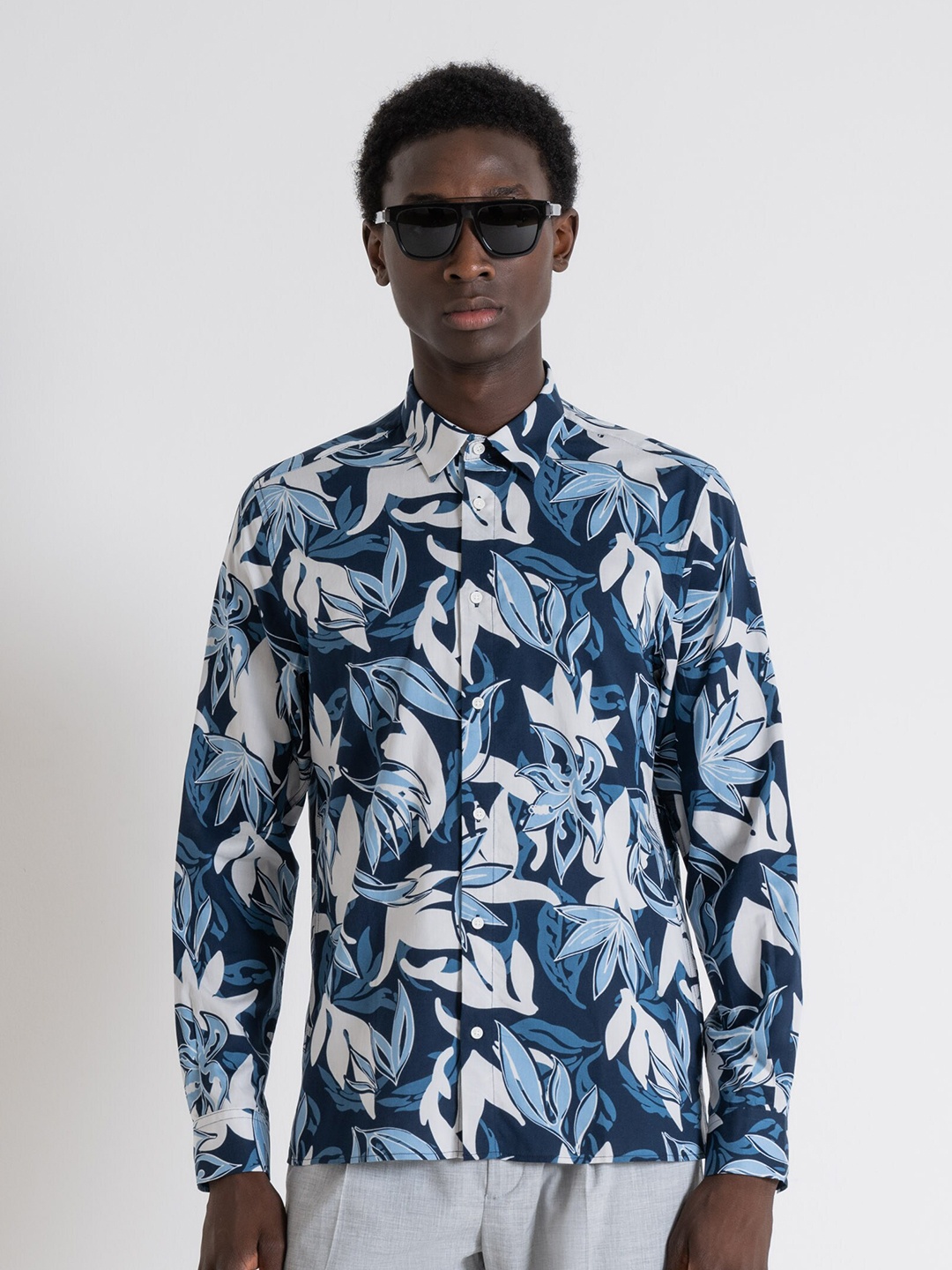

Antony Morato Floral Printed Spread Collar Long Sleeves Casual Shirt, Blue