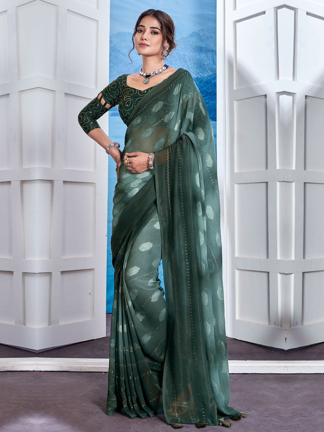 

Mitera Embellished Printed Saree, Teal