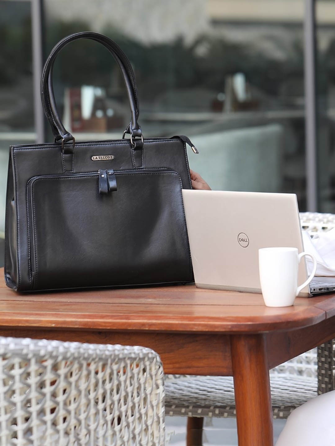 

LA ELLORE Structured Handheld Bag, Black