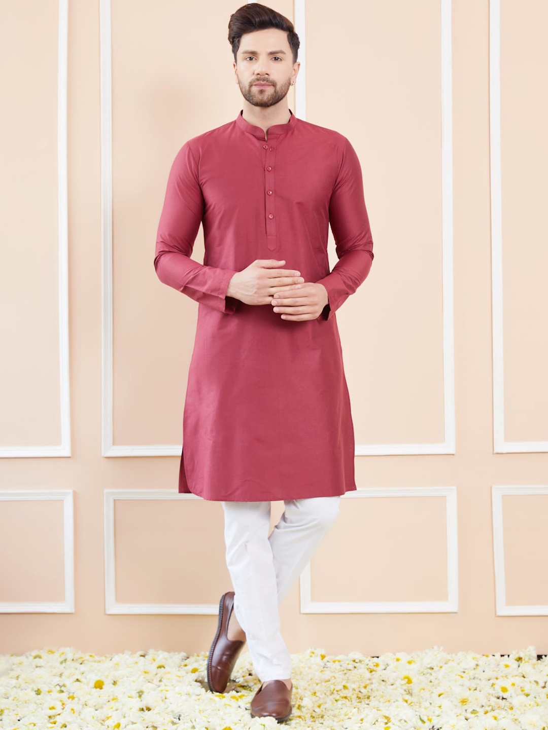 

See Designs Mandarin Collar Long Sleeves Thread Work Cotton Kurta, Burgundy