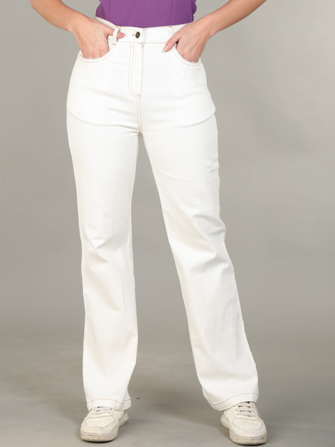 

The Roadster Lifestyle Co. Women White Clean Look Straight Fit Cotton Jeans