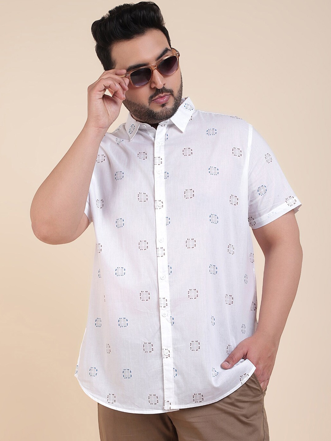 

Sztori Classic Short Sleeves Spread Collar Cotton Opaque Printed Casual Shirt, White