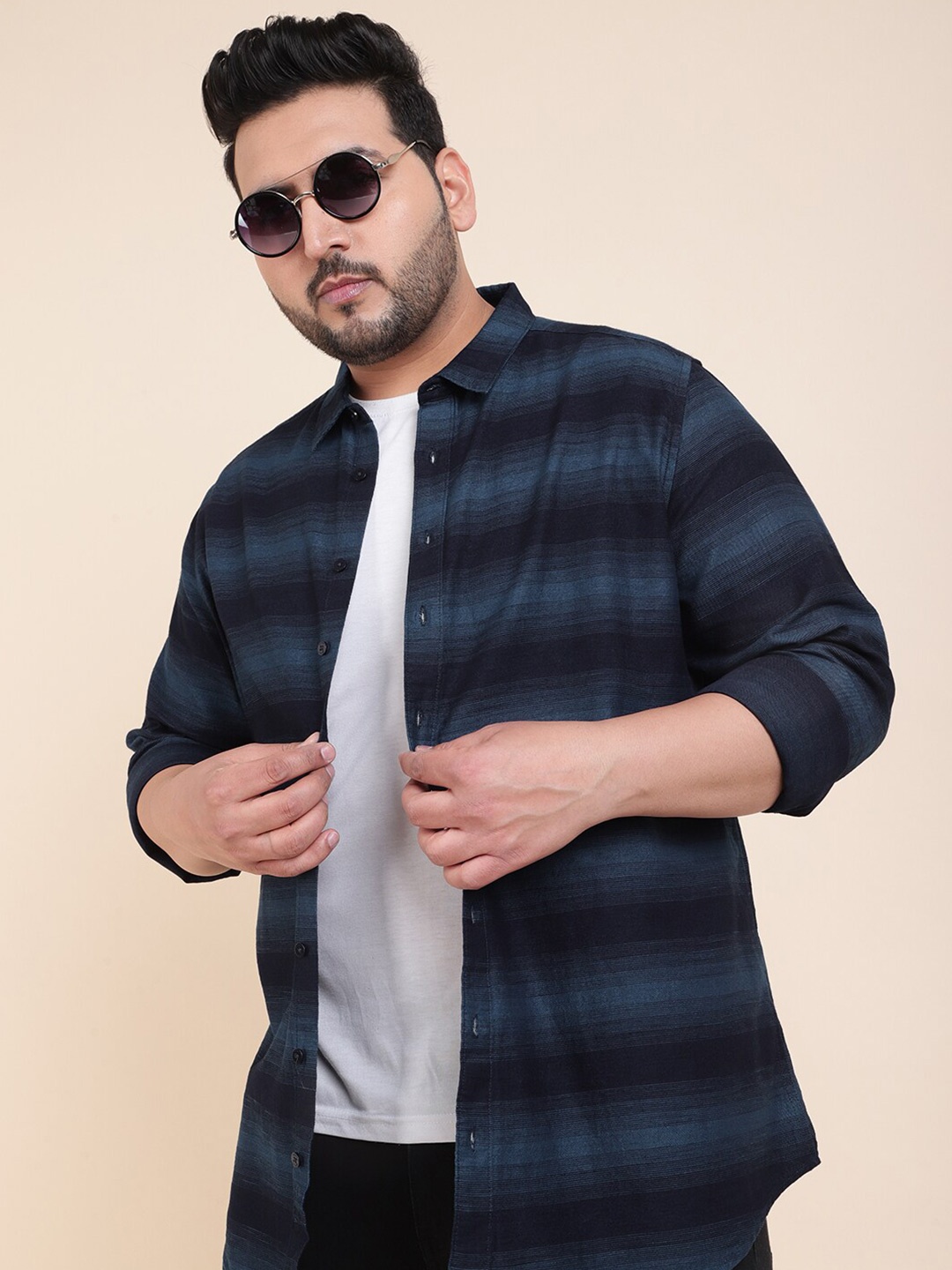 

Sztori Classic Horizontal Stripes Opaque Striped Casual Shirt, Navy blue