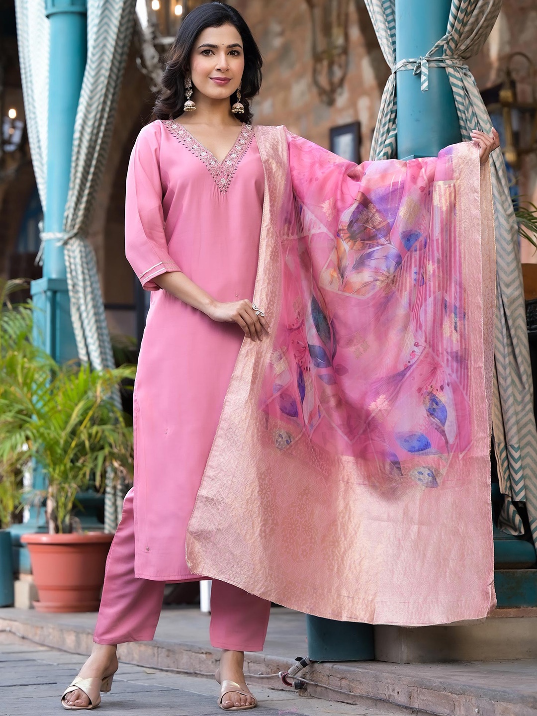 

Peachmode V Neck Floral Embroidered Pure Silk Kurta with Trouser & Dupatta, Pink