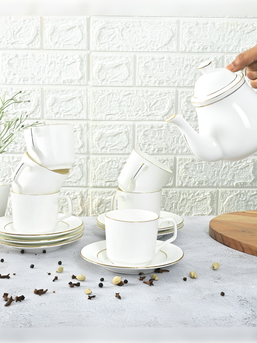 

Femora White & Gold Toned 13 Pieces Ceramic Glossy Kettle Set