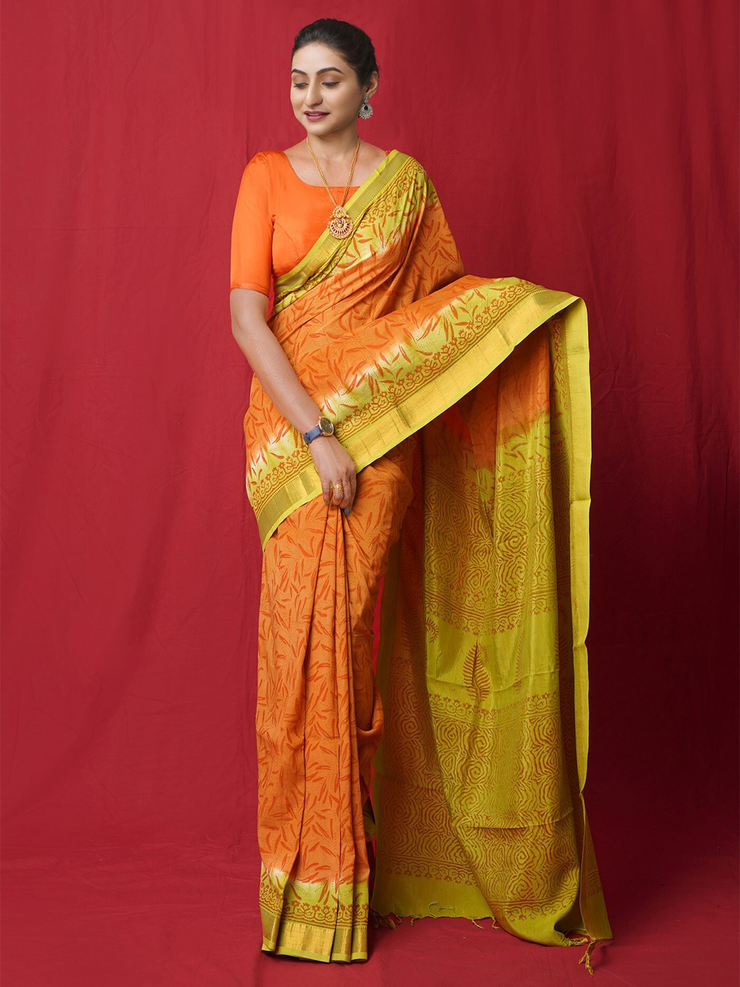 

Unnati Silks Ethnic Motifs Zari Mangalagiri Saree, Orange