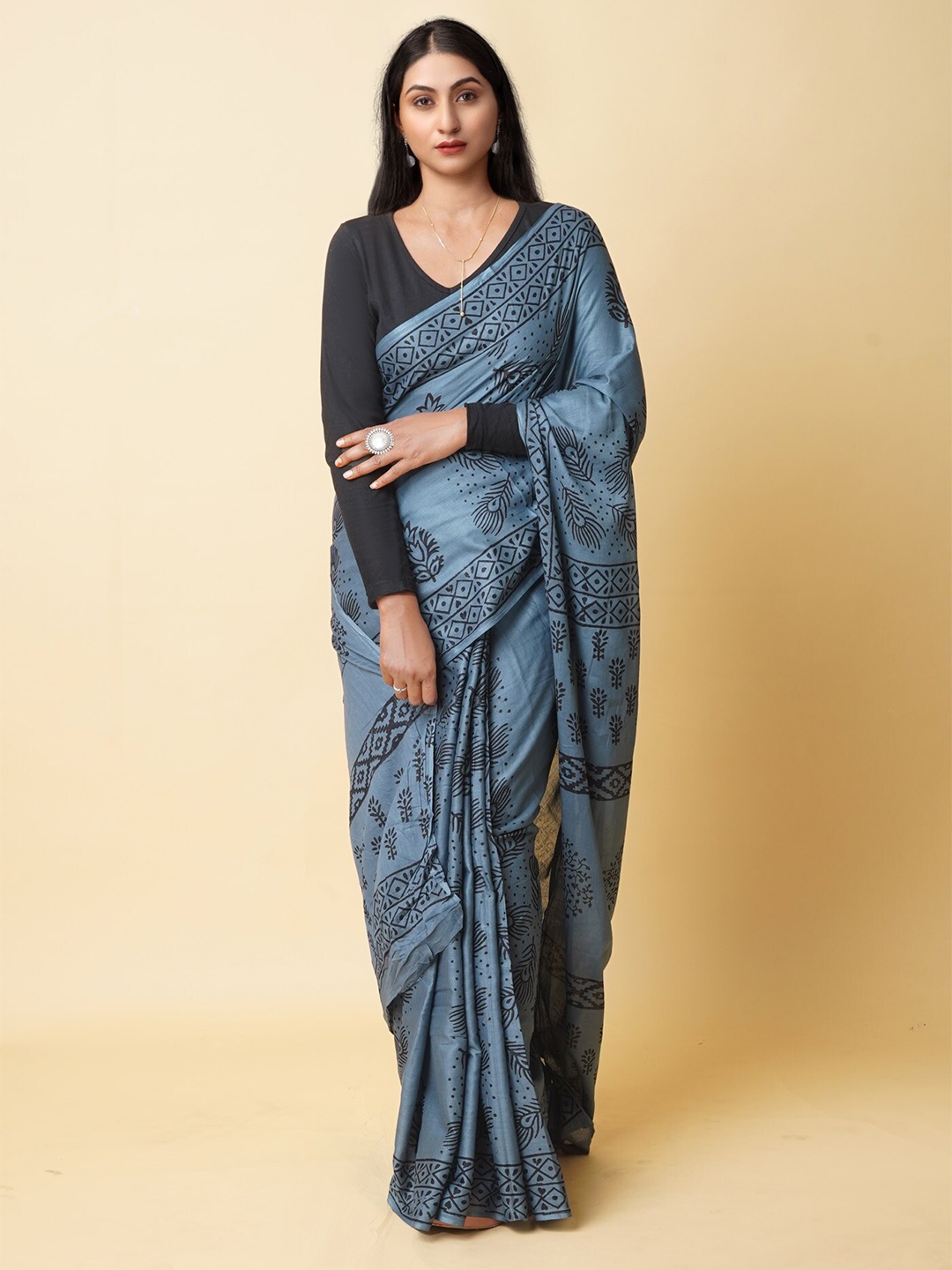 

Unnati Silks Ethnic Motifs Pure Cotton Handloom Block Print Saree, Grey