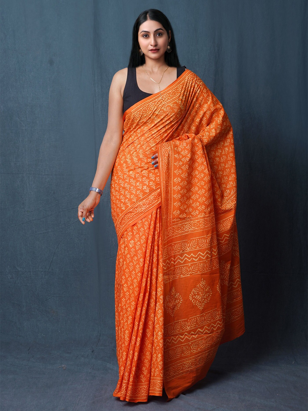 

Unnati Silks Ethnic Motifs Pure Cotton Handloom Block Print Saree, Orange