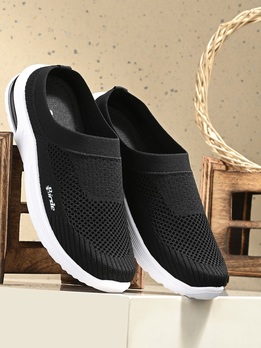 

BIRDE Women Mesh Walking Shoes, Black