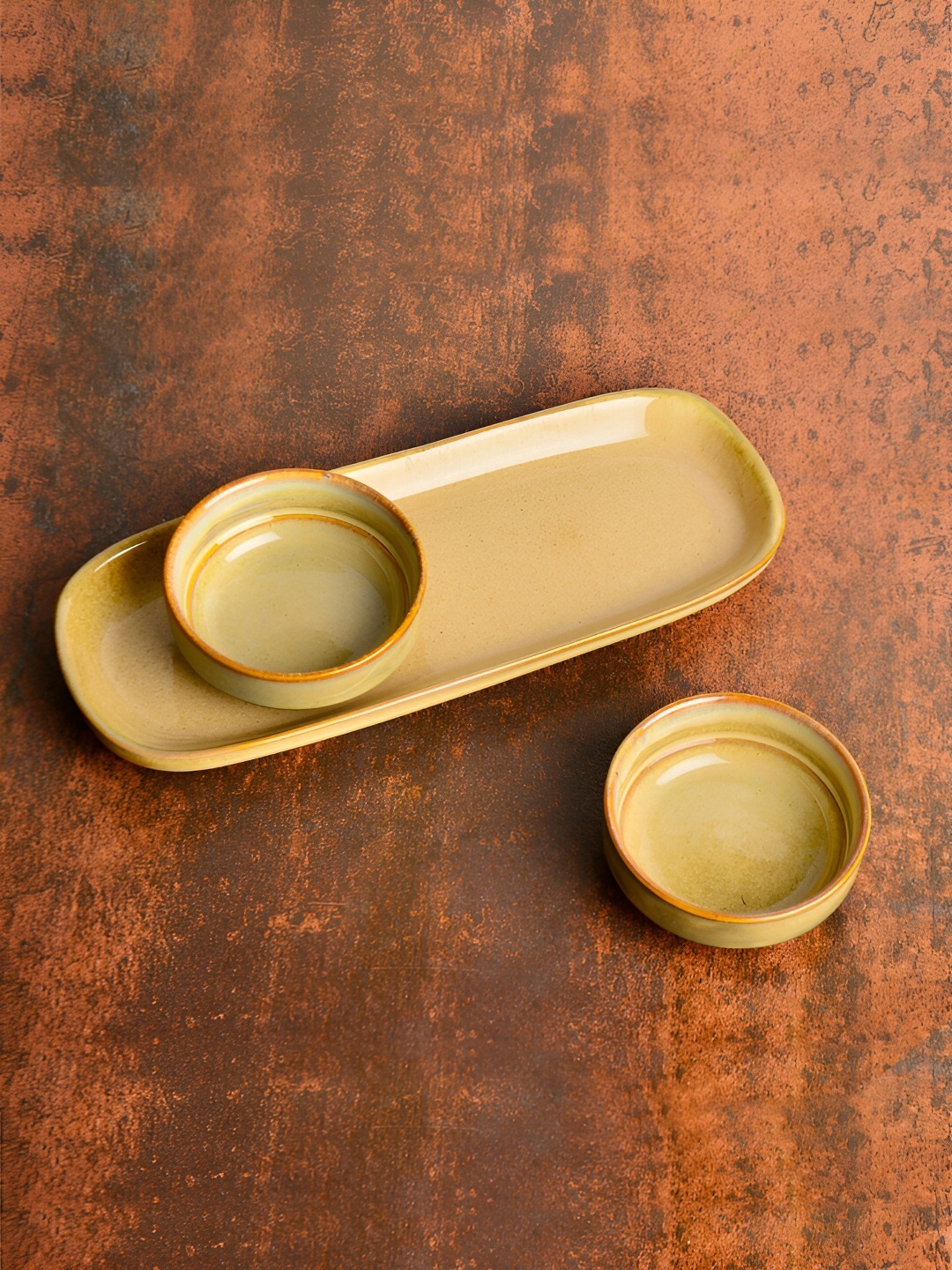 

StyleMyWay 2 Pieces Beige Ceramic Dip Bowls With Tray
