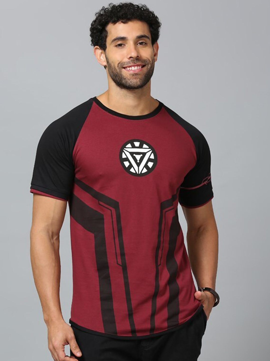 

Redwolf Marvel Printed Raglan Sleeves Cotton Casual T-shirt, Maroon