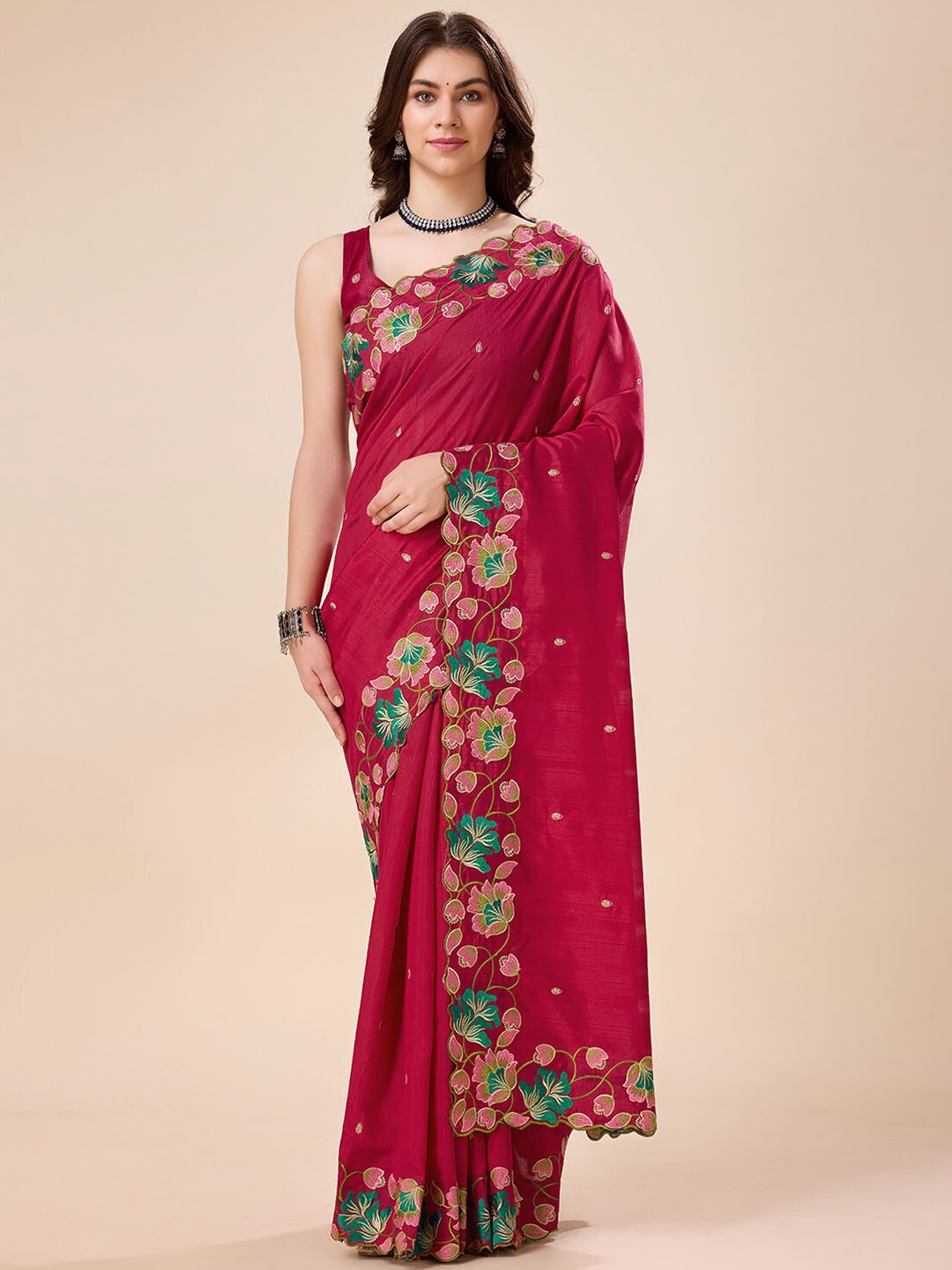 

Tasarika Floral Embroidered Pure Silk Saree, Pink