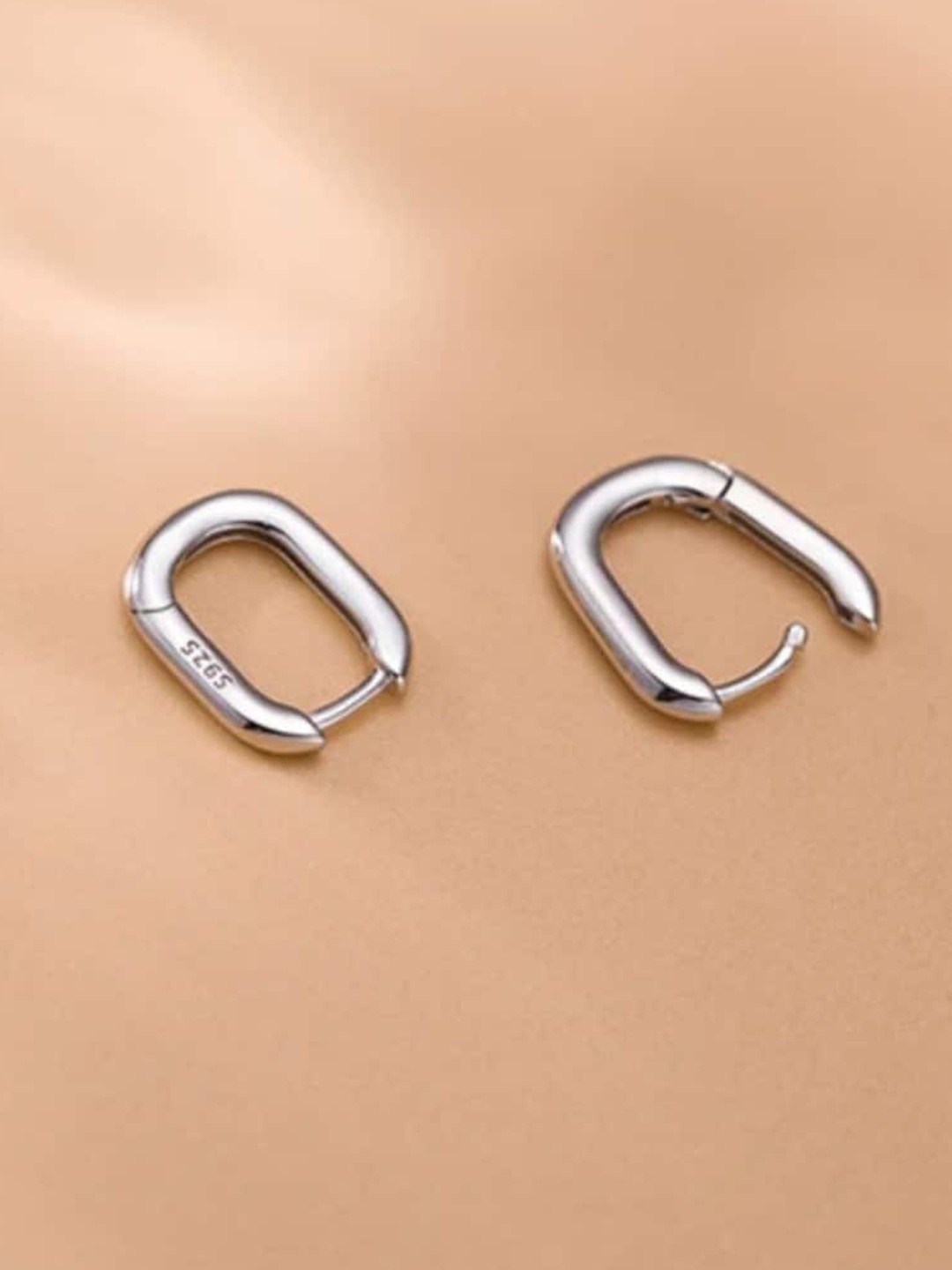 

SALTY Men Silver-Plated Stainless Steel Geometric Shaped Hoop Earrings