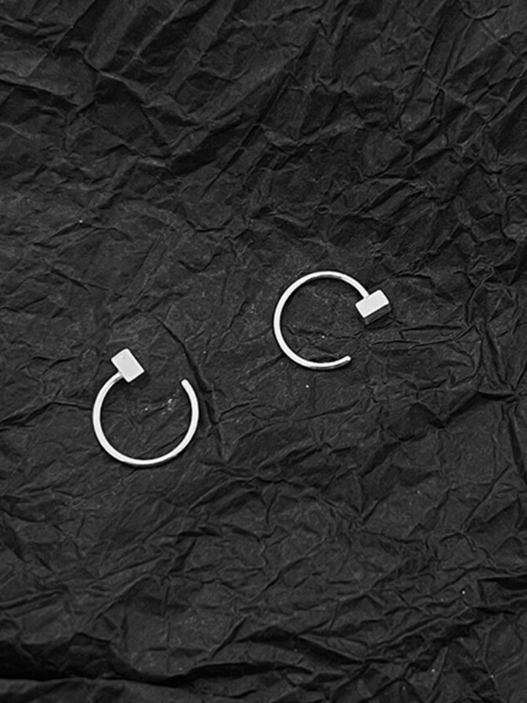 

SALTY Men Stainless Steel Hoop Earrings, Silver