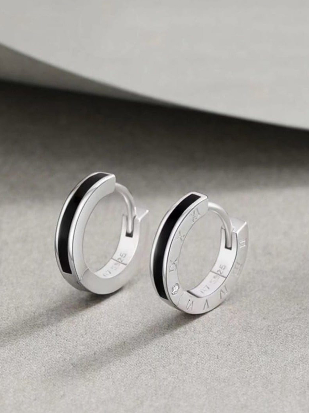 

SALTY Men Silver-Plated Stainless Steel Circular Shaped Hoop Earrings