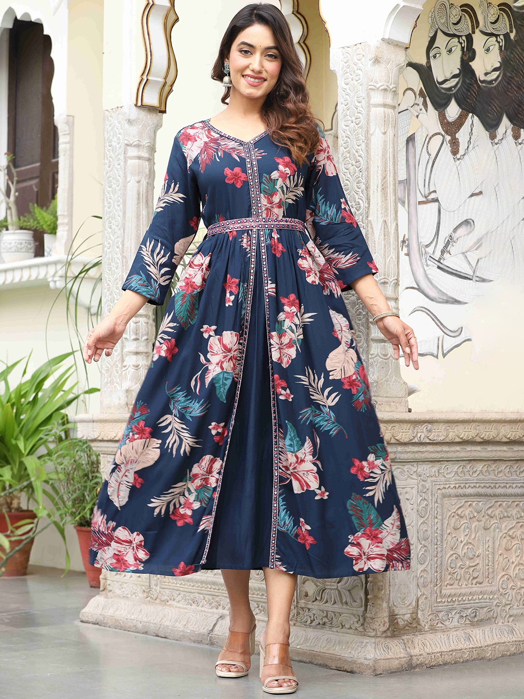 

DARVIKAA COLLECTION Floral Printed V Neck Anarkali Kurta, Blue