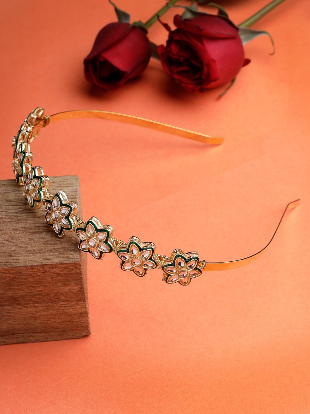 

NVR Gold-Plated Kundan Embellished Hairband