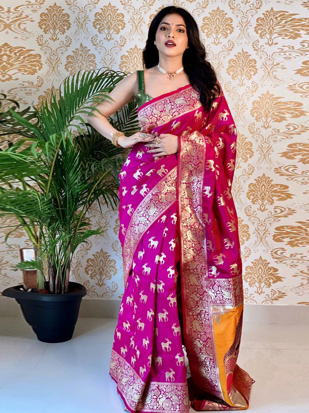 

PHEASANT Ethnic Motifs Woven Design Zari Pure Silk Banarasi Saree, Pink