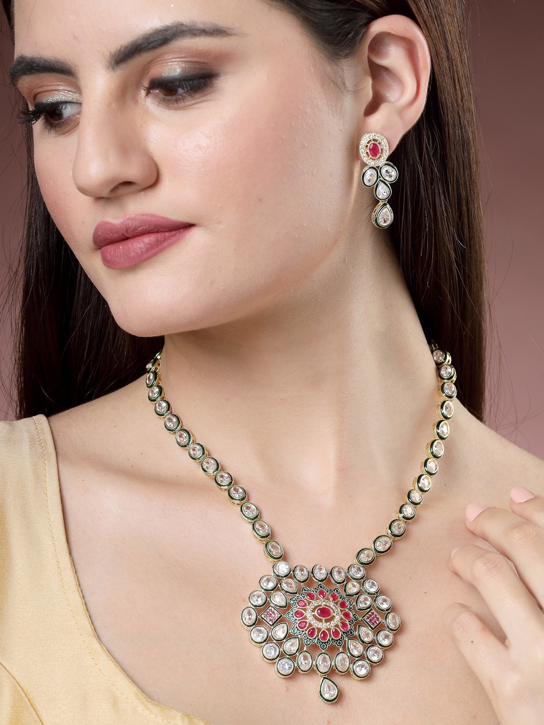 

NVR Gold-Plated Kundan-Studded Jewellery Set