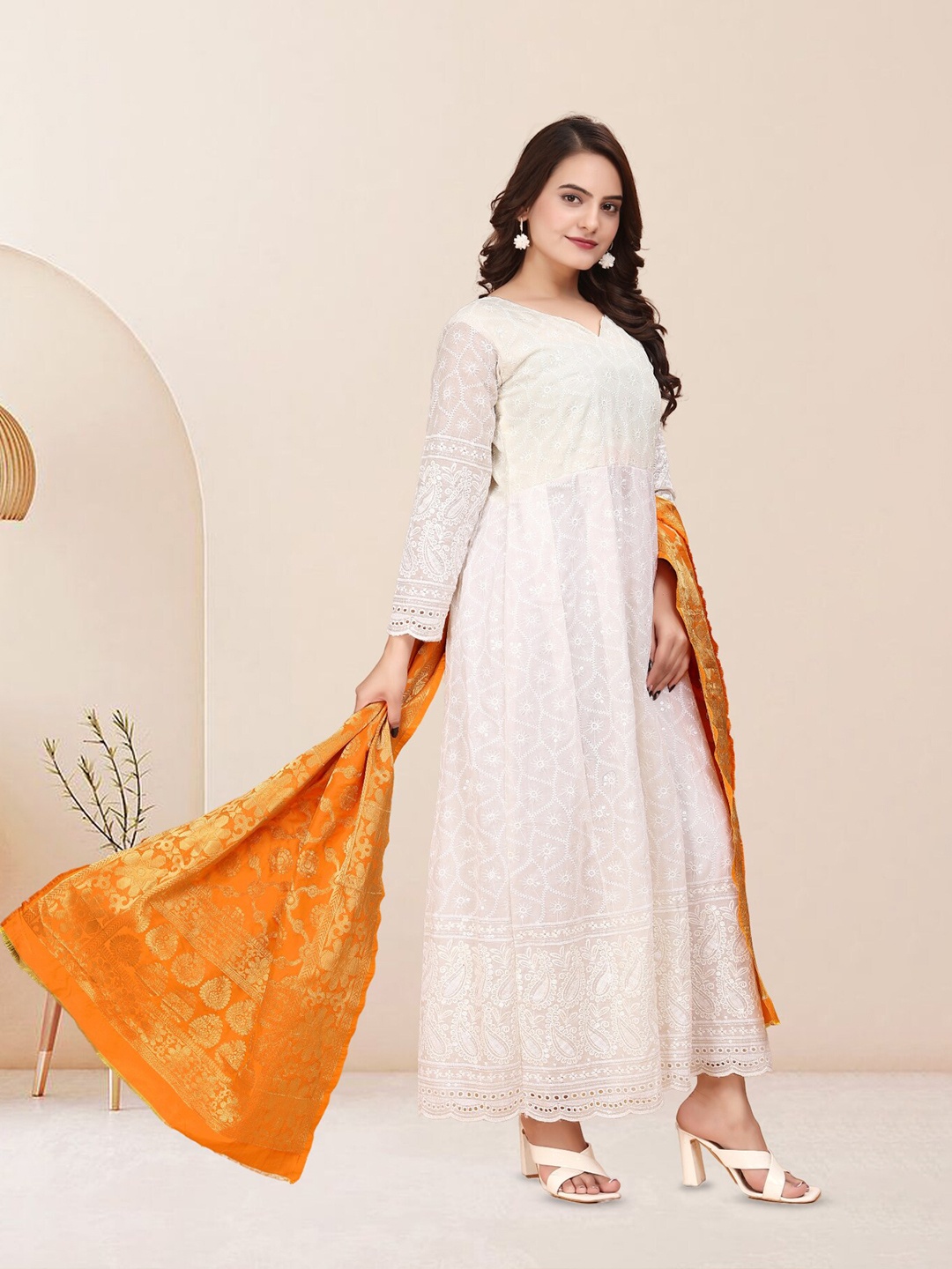 

Anouk Ethnic dress with dupatta, Off white