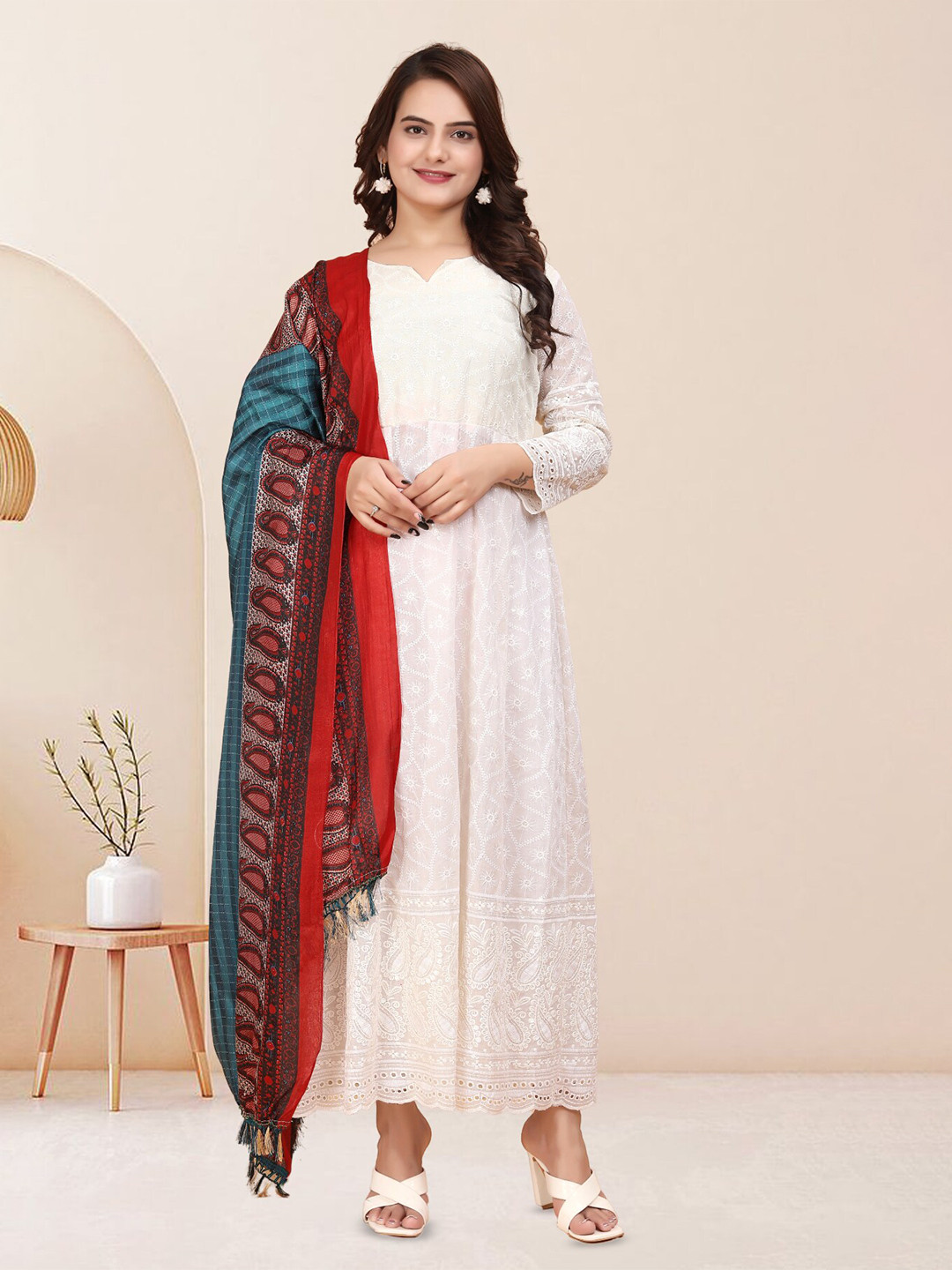 

Anouk Ethnic dress with dupatta, Off white