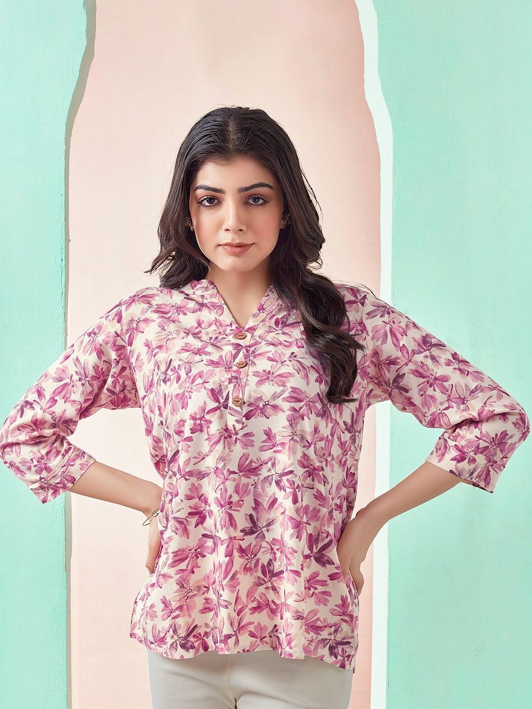 

Peachmode Mandarin Collar Floral Print Mandarin Collar Shirt Style Top, Cream